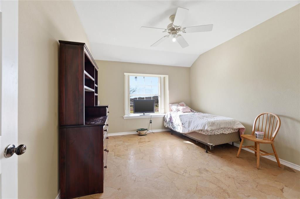 14529 County Road 511 Venus, TX 76084 - Photo 25 of 33 Bedroom featuring ceiling fan and lofted ceiling