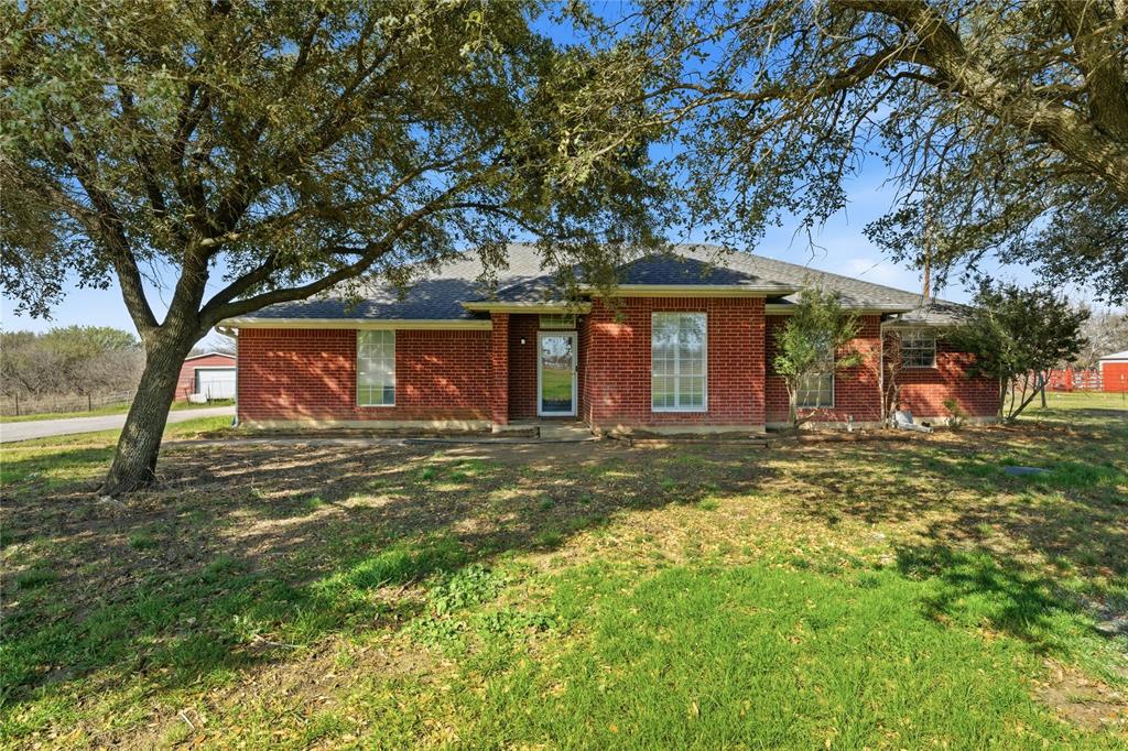 14529 County Road 511 Venus, TX 76084 - Photo 3 of 33 Single story home featuring a front lawn and brick siding