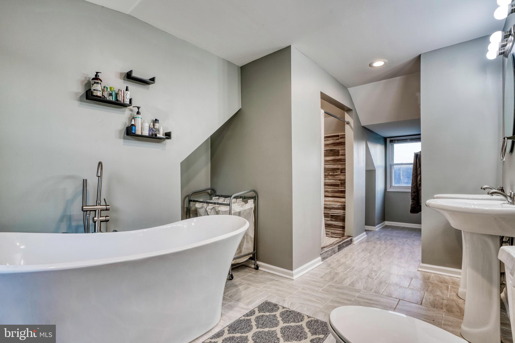 8224 Watersedge Road Baltimore, MD 21222 - Photo 22 of 28 Gallery Image 22