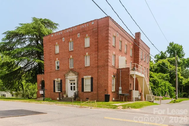 $1,250 | 203 West Liberty Street, Unit 2W, York, SC 29745