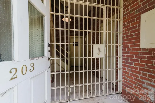 $1,250 | 203 West Liberty Street, Unit 2W, York, SC 29745