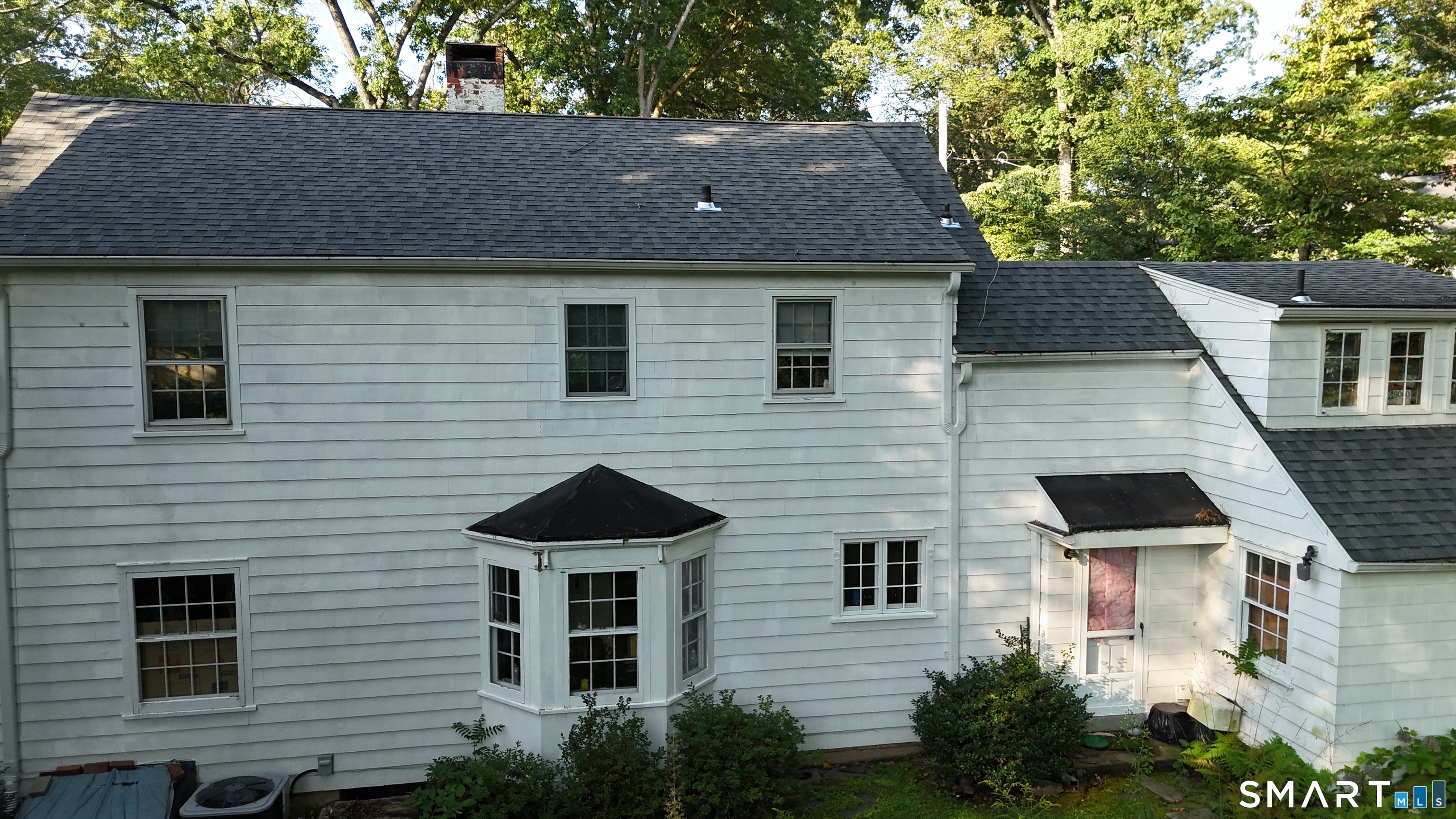 51 Millbrook Road North Haven, CT 06473 - Photo 3 of 9 Gallery Image 3