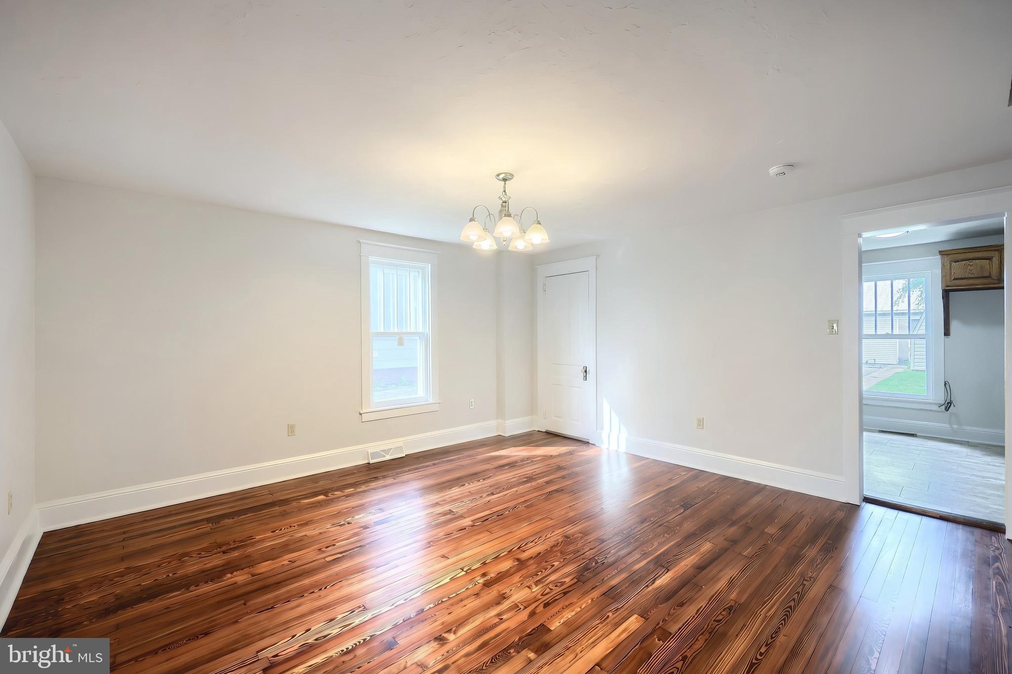 1019 West College Avenue York, PA 17404 - Photo 11 of 31