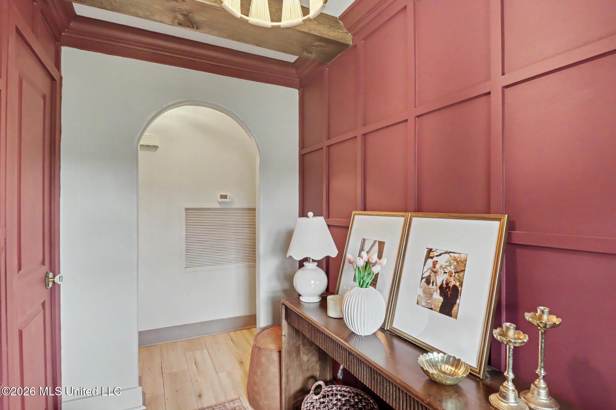 17074 Doc Lizana Road Gulfport, MS 39503 - Photo 2 of 32 foyer