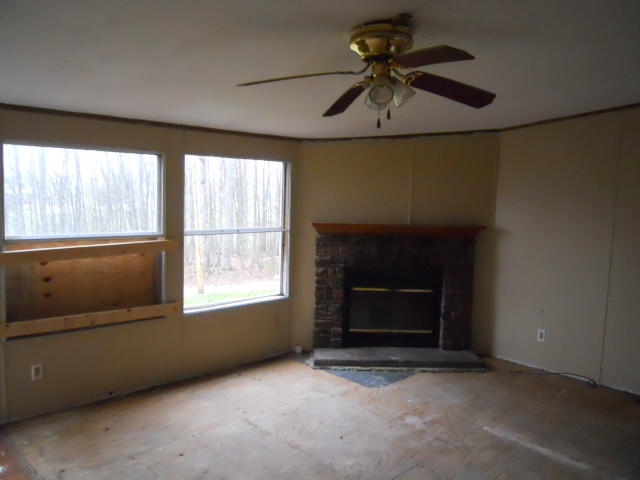 1105 Lowery Loop Road New Market, TN 37820 - Photo 3 of 23 DSCN3812