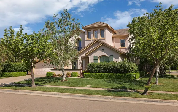 $749,900 | 2256 Heavenly Way, Lodi, CA 95242