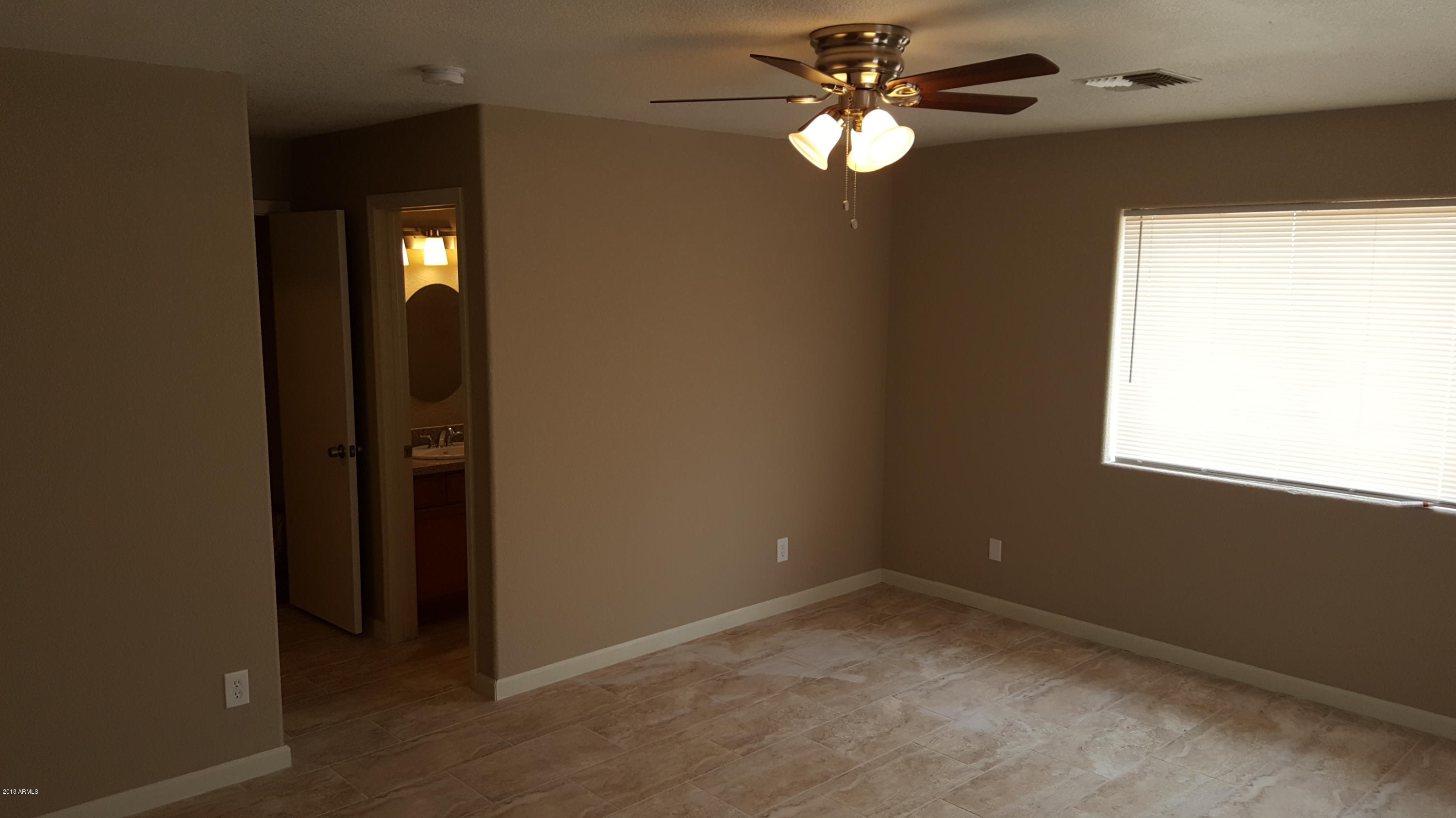 3136 East Chipman Road Phoenix, AZ 85040 - Photo 18 of 23 20180411_122937