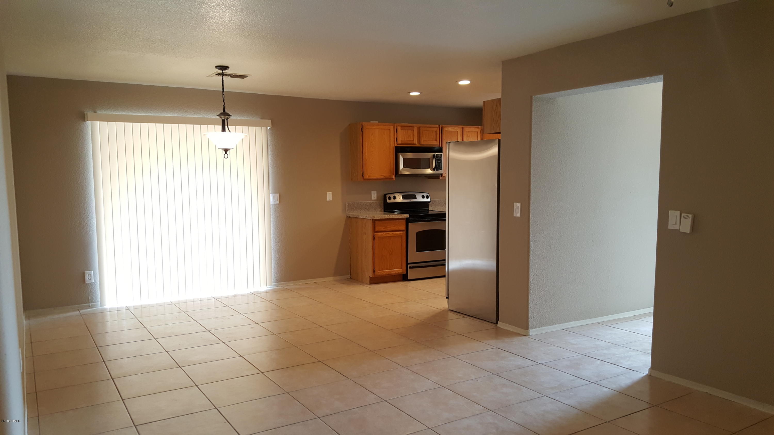 3136 East Chipman Road Phoenix, AZ 85040 - Photo 8 of 23 20180411_122650