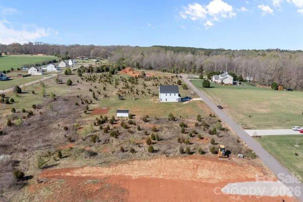 a view of a yard with a yard