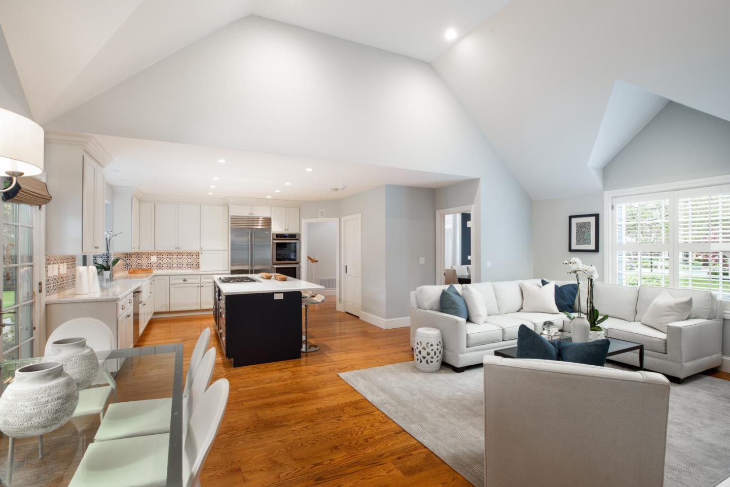 166 Seminary Drive Menlo Park, CA 94025 - Photo 22 of 41 a living room with furniture kitchen and a wooden floor