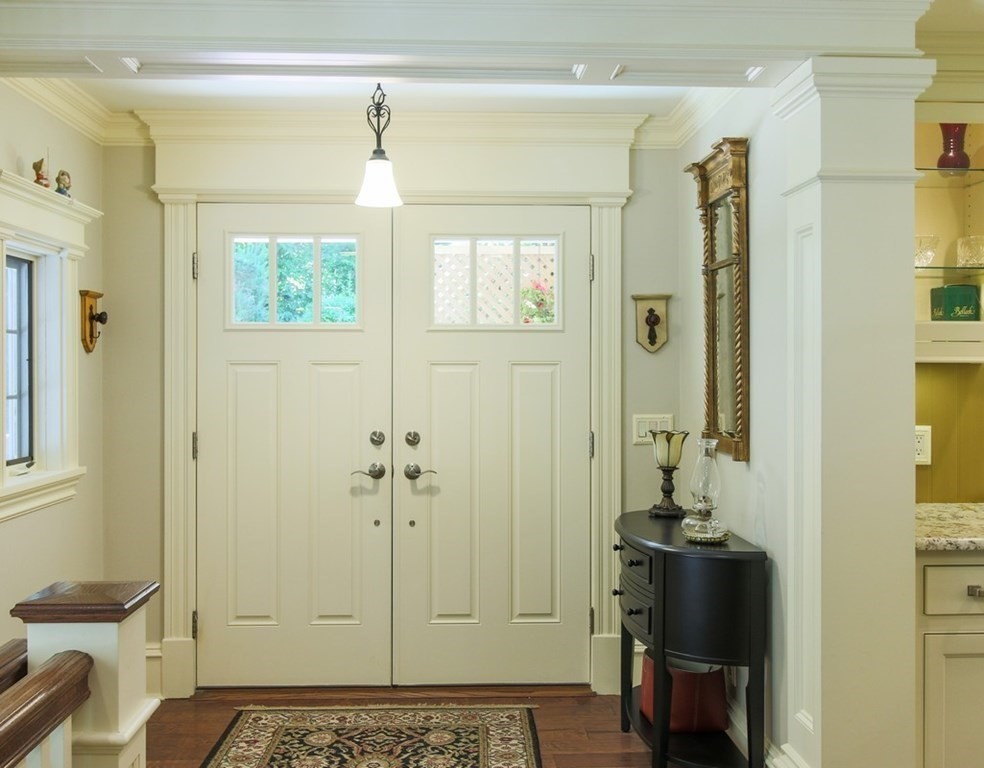 28 Leno Road Holland, MA 01521 - Photo 2 of 35