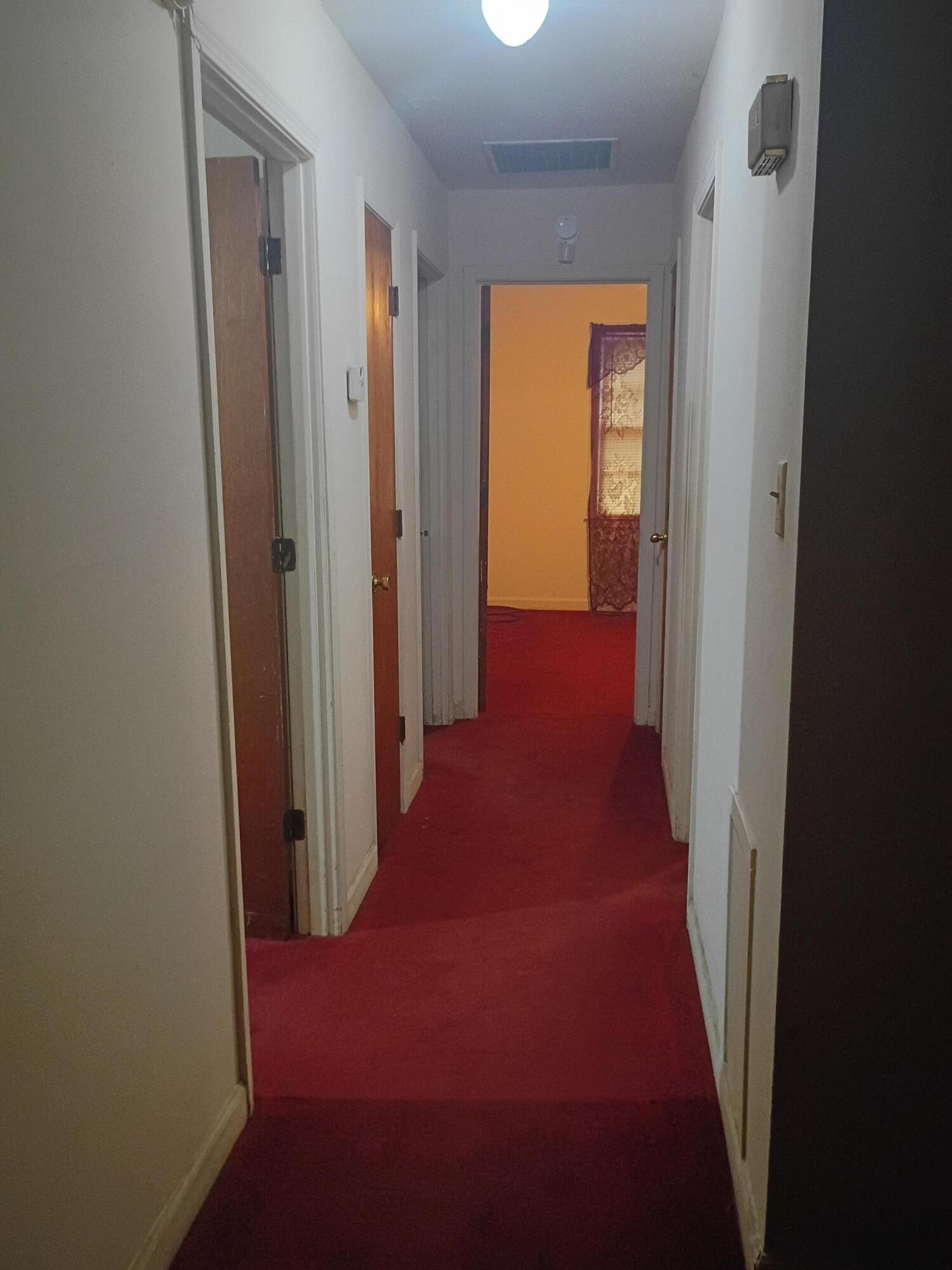 107 Gadsden Loop Walterboro, SC 29488 - Photo 6 of 12 IMG_20250811_110043887_HDR