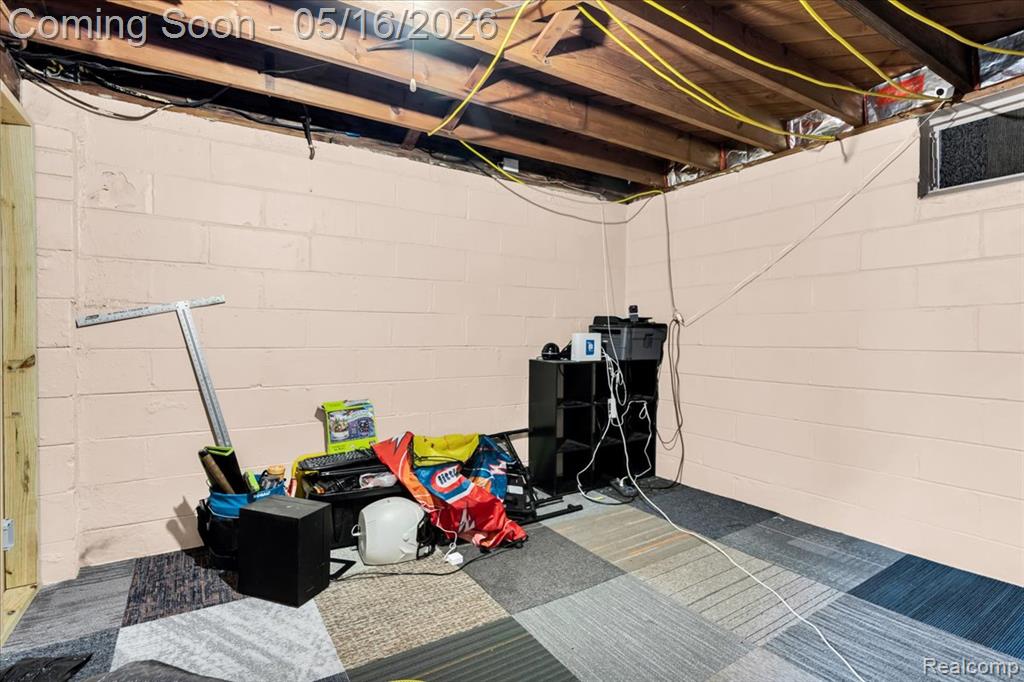 1174 Columbia Road Berkley, MI 48072 - Photo 27 of 41