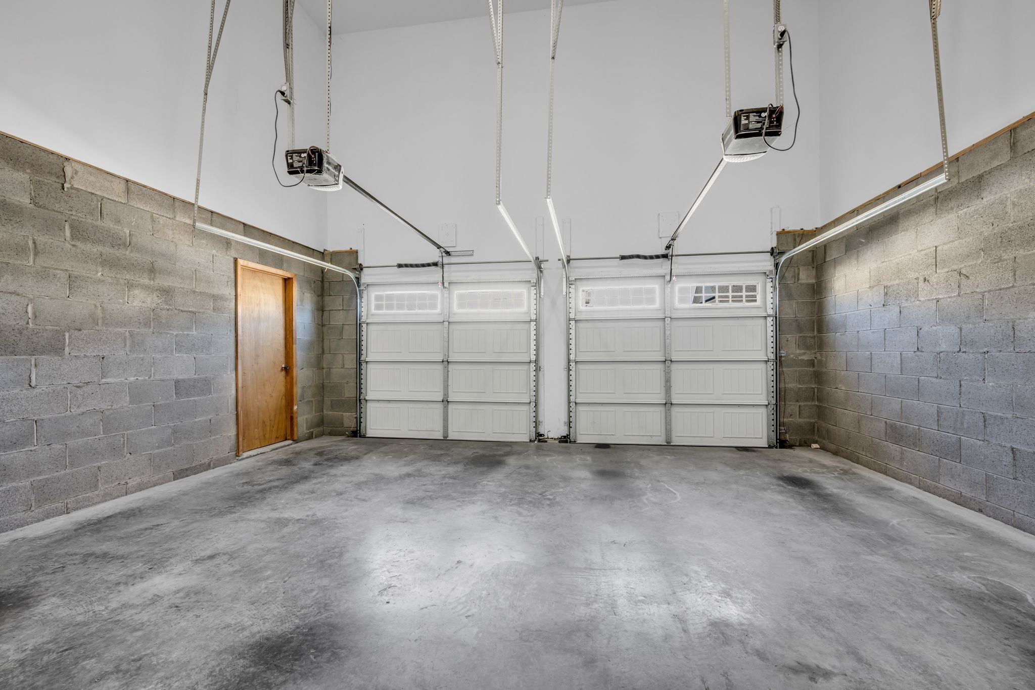 111 Ellersly Way Kingston Springs, TN 37082 - Photo 29 of 46 a view of a garage