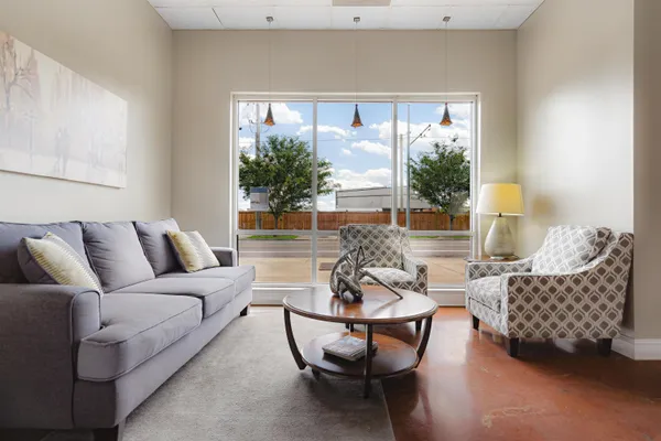 $334,000 | 510 City House Court, Unit 406, Memphis, TN 38103