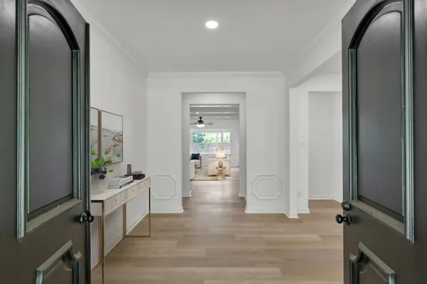 $495,000 | 3 West Briarwood Drive, Conroe, TX 77301