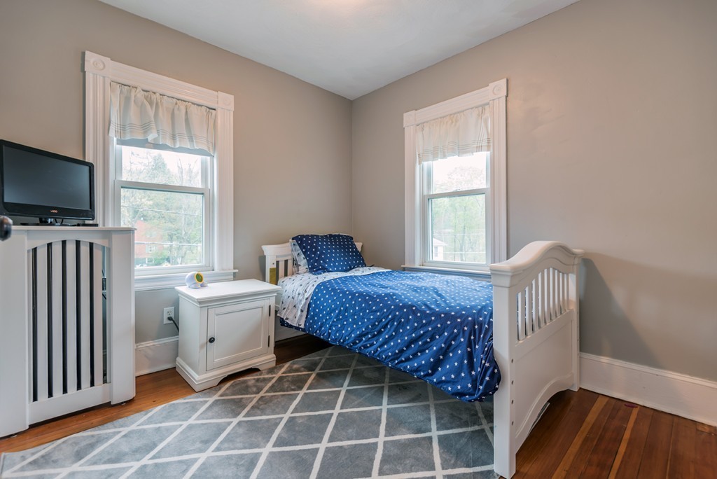 10 Dufton Road Andover, MA 01810 - Photo 16 of 29 Gallery Image 16