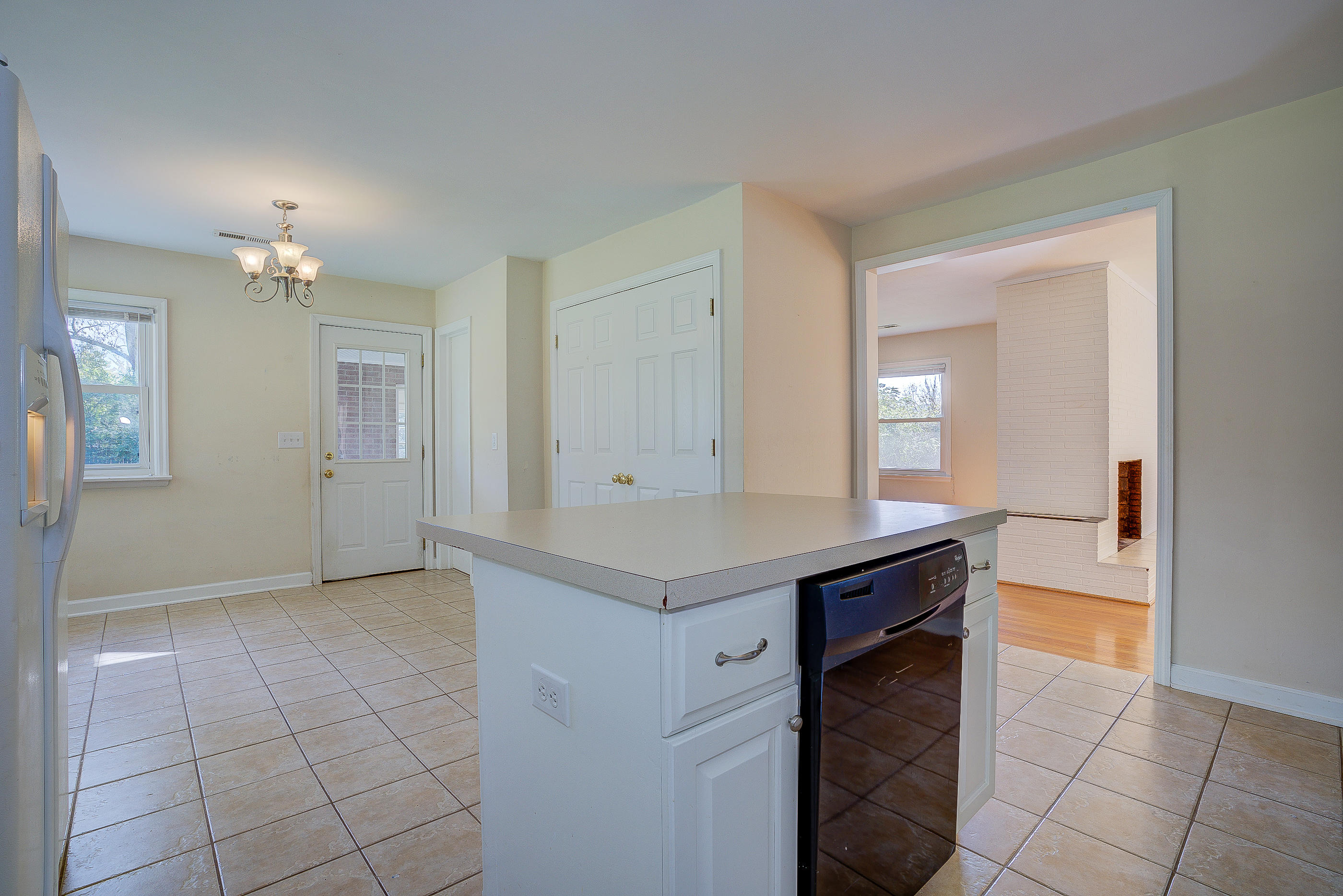 4120 Garst Mill Road Roanoke, VA 24018 - Photo 12 of 43 87