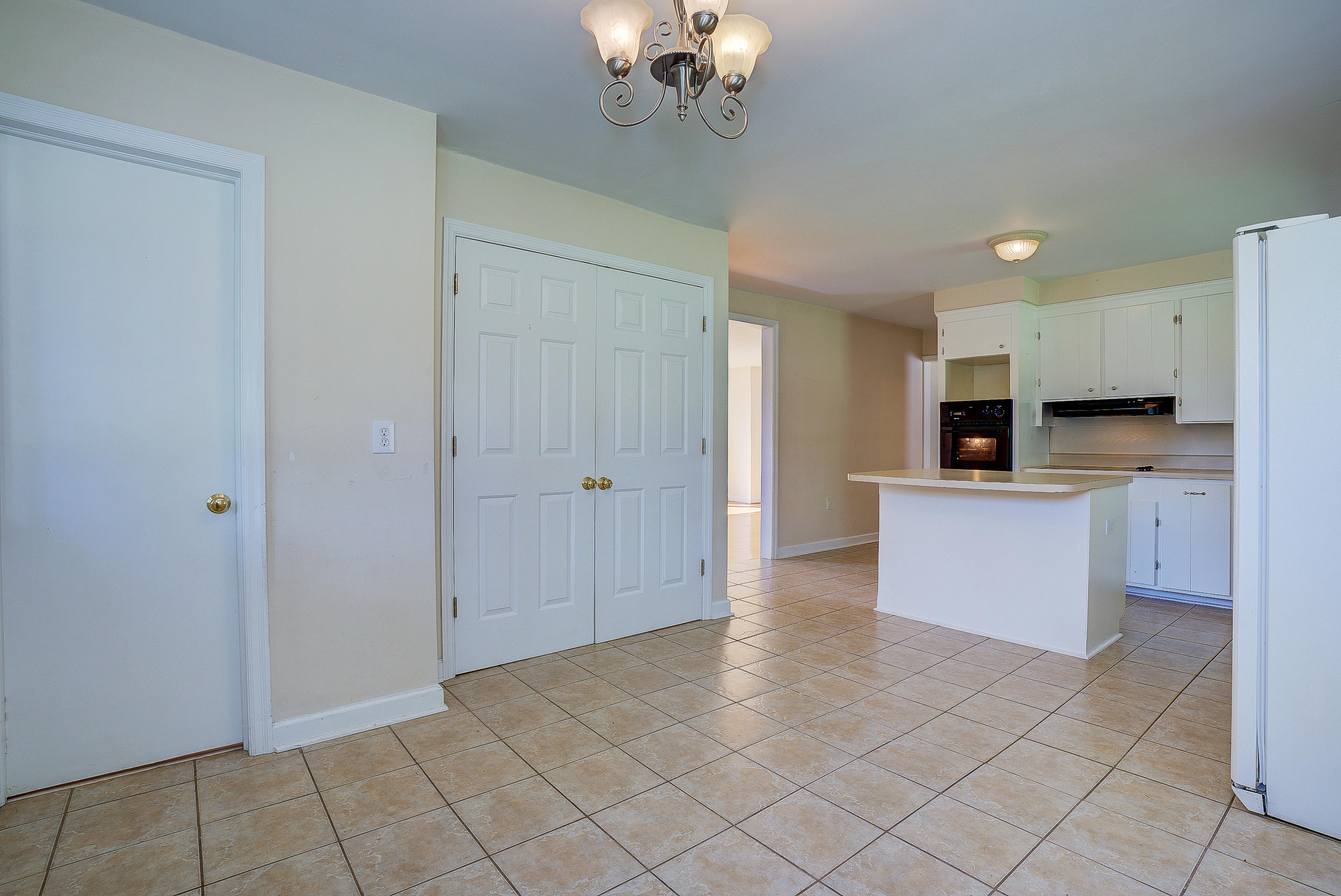 4120 Garst Mill Road Roanoke, VA 24018 - Photo 14 of 43 90