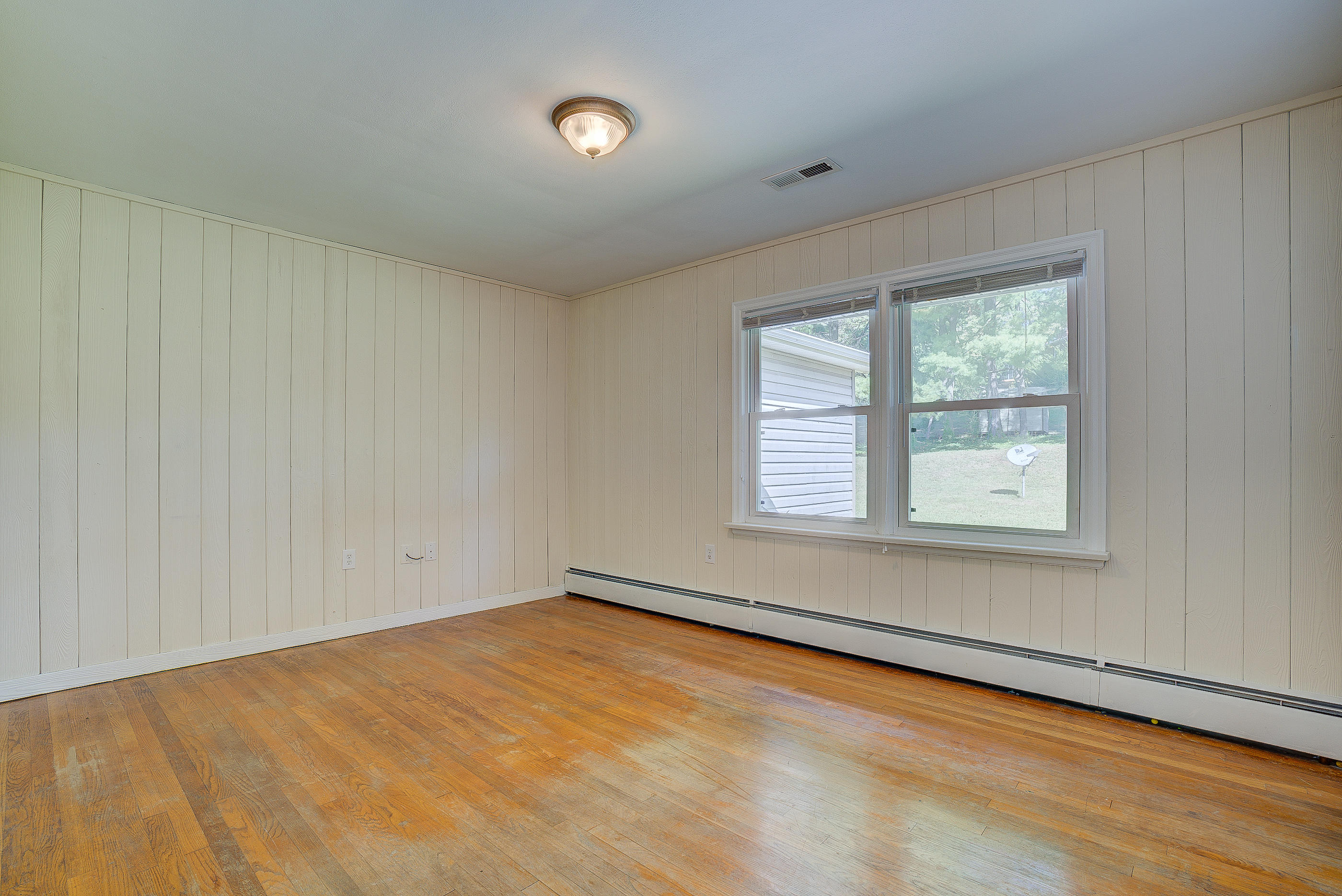4120 Garst Mill Road Roanoke, VA 24018 - Photo 19 of 43 104