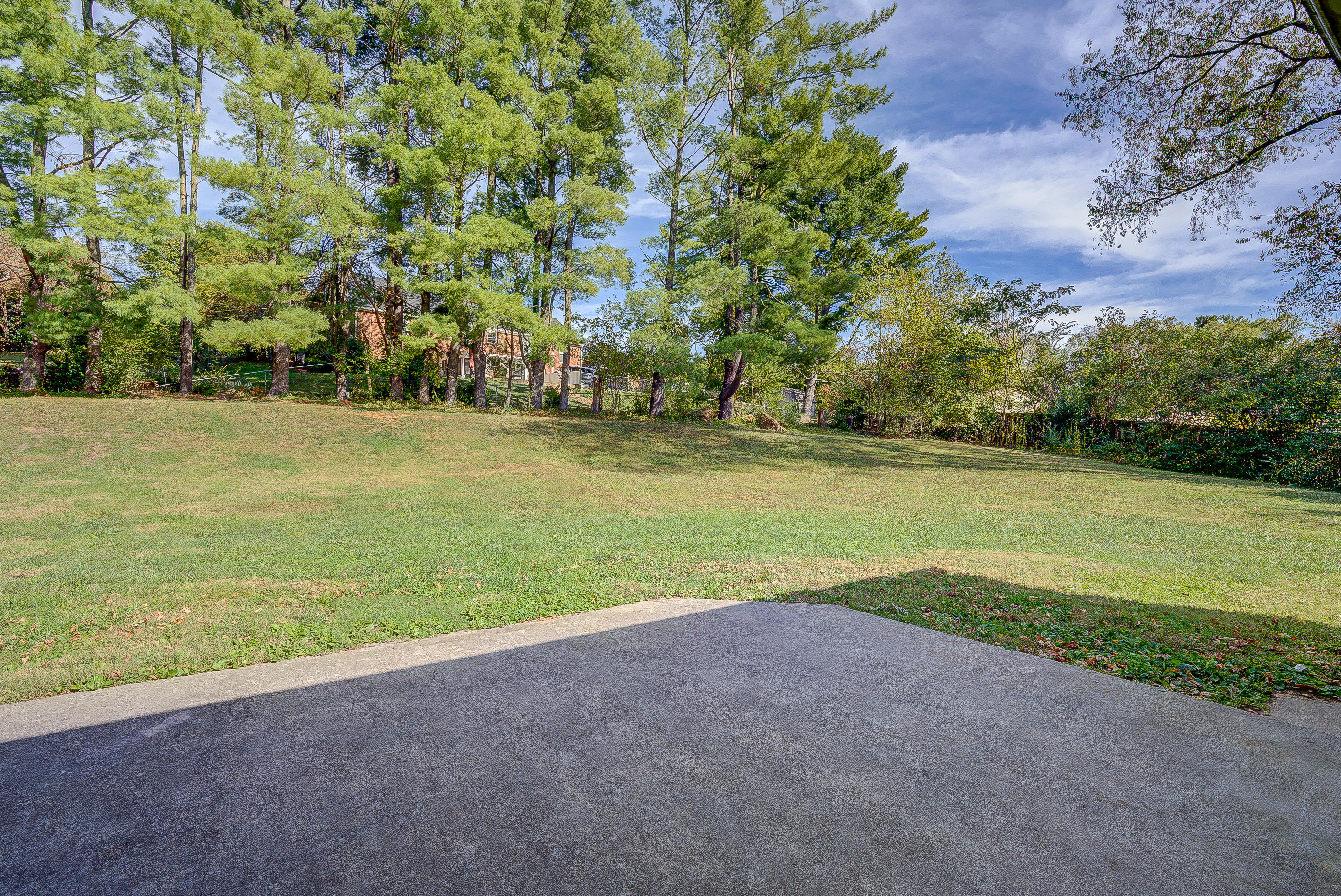 4120 Garst Mill Road Roanoke, VA 24018 - Photo 36 of 43 135
