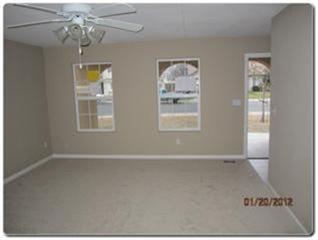 2464 Ranier Way Hanford, CA 93230 - Photo 3 of 8 Gallery Image 3