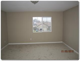 2464 Ranier Way Hanford, CA 93230 - Photo 5 of 8 Gallery Image 5
