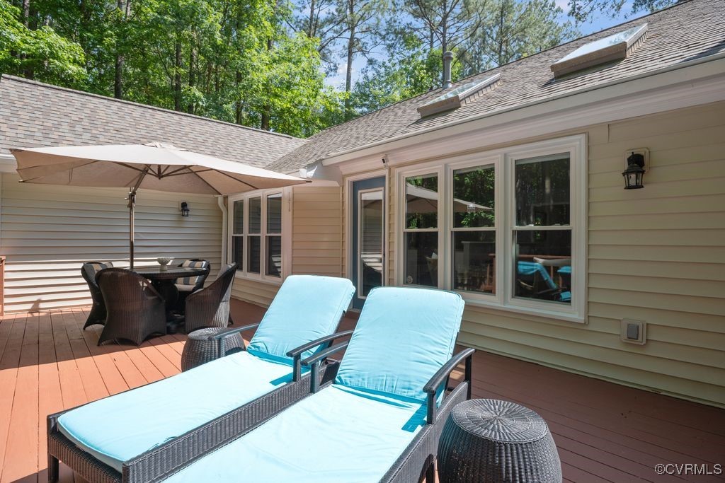 15300 Houndmaster Circle Midlothian, VA 23112 - Photo 41 of 48 a outdoor living space with furniture and a potted plant