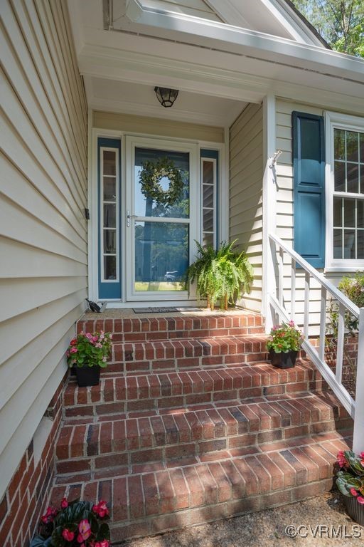 15300 Houndmaster Circle Midlothian, VA 23112 - Photo 6 of 48 a front view of a house