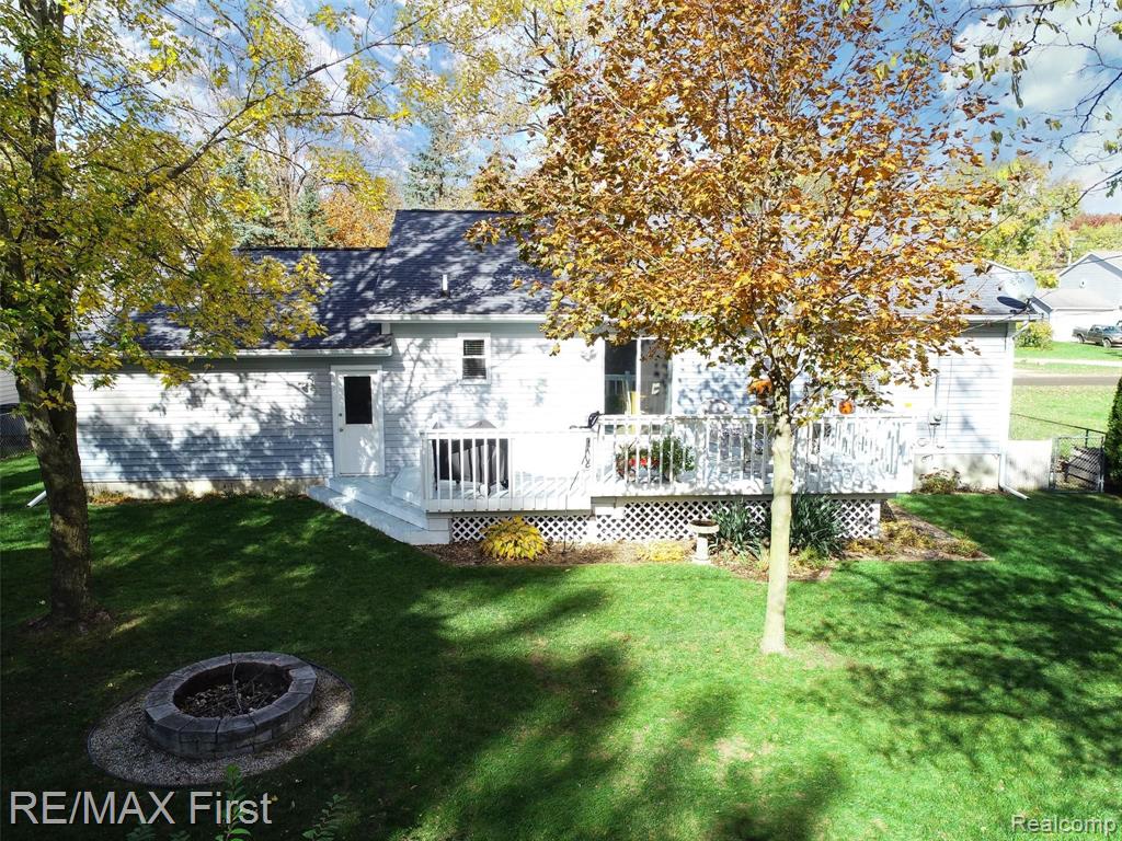 1356 Miller Road Lake Orion, MI 48362 - Photo 3 of 50