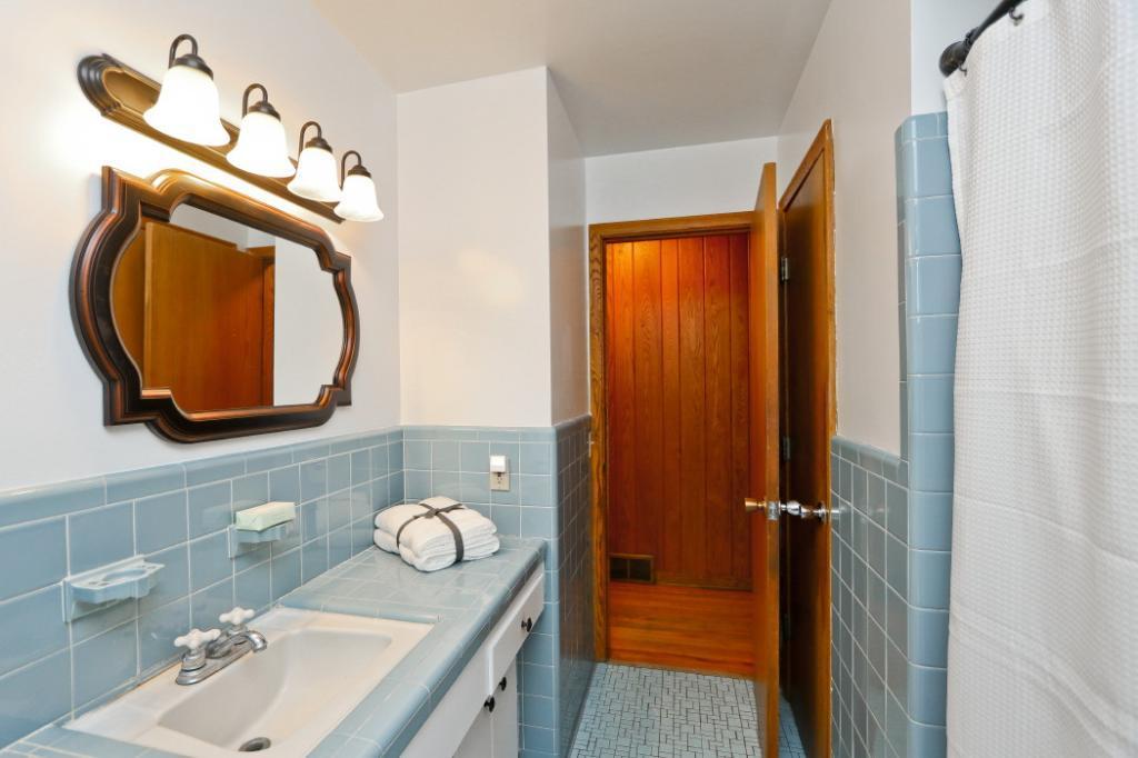 1530 Lone Oak Road Eagan, MN 55121 - Photo 22 of 33 Gallery Image 22