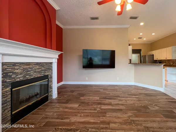 $2,800 | 1704 Tall Tree Drive East, Jacksonville, FL 32246