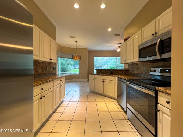 $2,800 | 1704 Tall Tree Drive East, Jacksonville, FL 32246