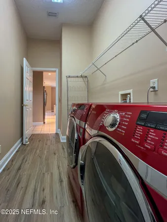 $2,800 | 1704 Tall Tree Drive East, Jacksonville, FL 32246