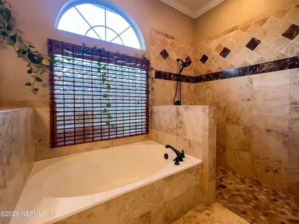 $2,800 | 1704 Tall Tree Drive East, Jacksonville, FL 32246