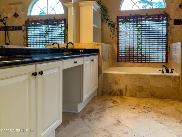 $2,800 | 1704 Tall Tree Drive East, Jacksonville, FL 32246