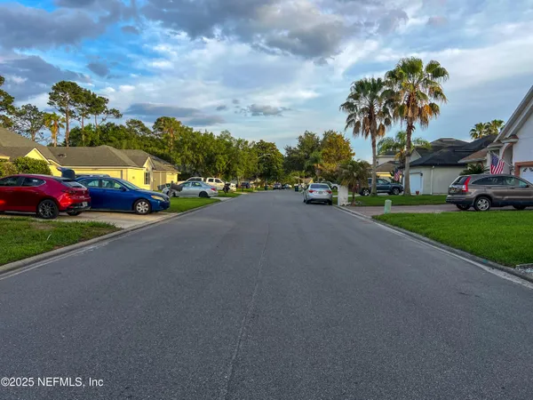 $2,800 | 1704 Tall Tree Drive East, Jacksonville, FL 32246