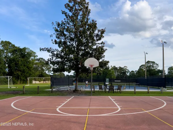 $2,800 | 1704 Tall Tree Drive East, Jacksonville, FL 32246