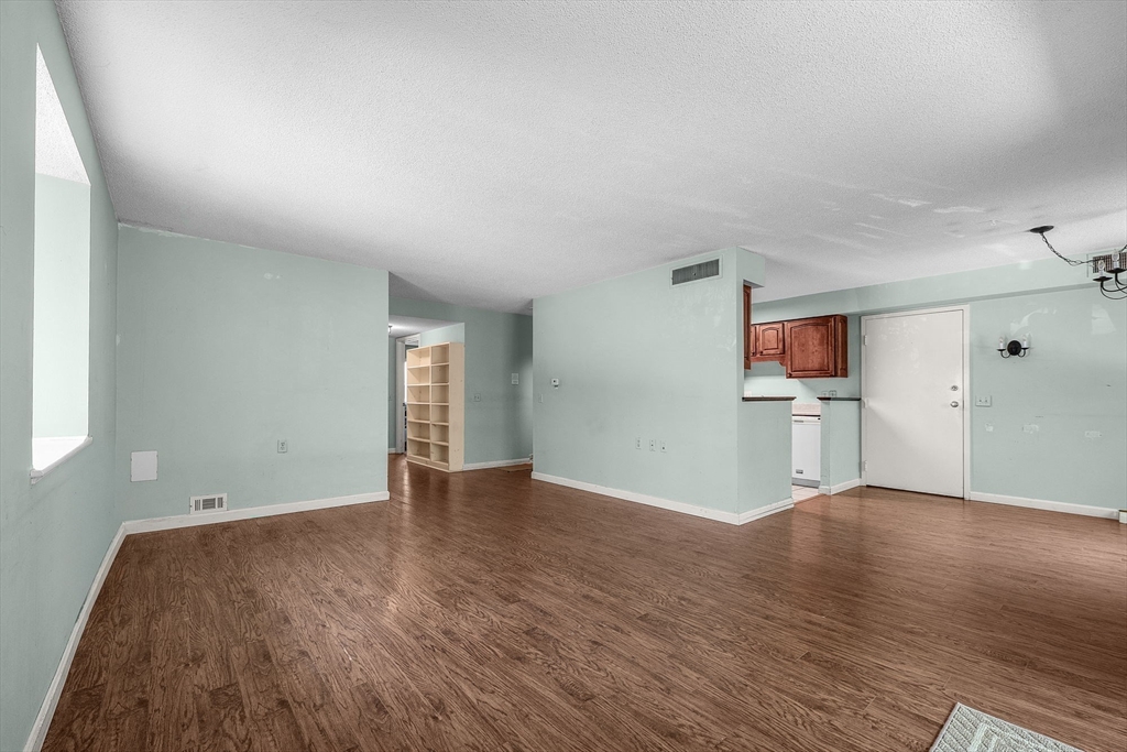 18 Beal's Cove Road, Unit H Hingham, MA 02043 - Photo 12 of 29