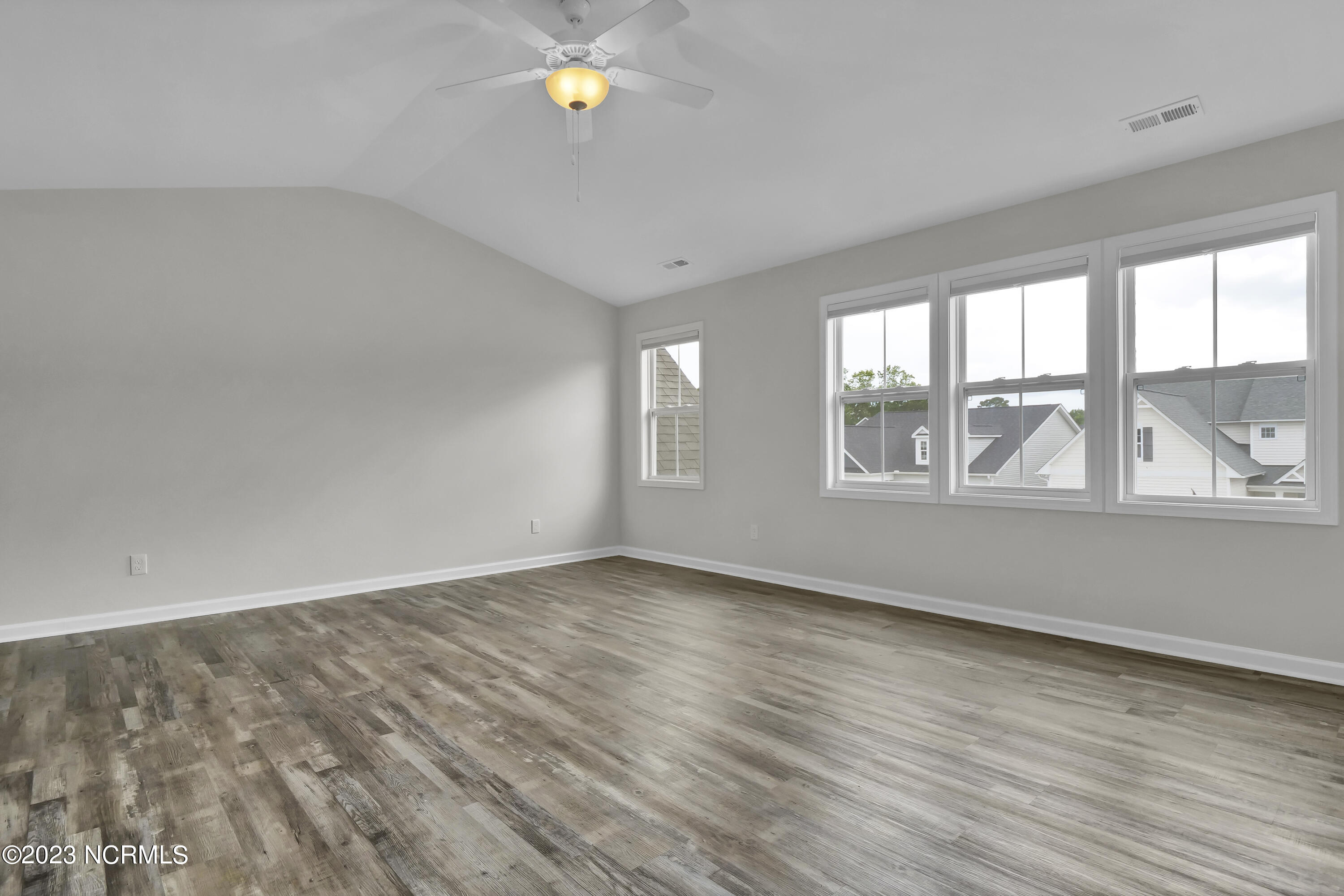 51 Chickadee Way Hampstead, NC 28443 - Photo 18 of 34 P1488794