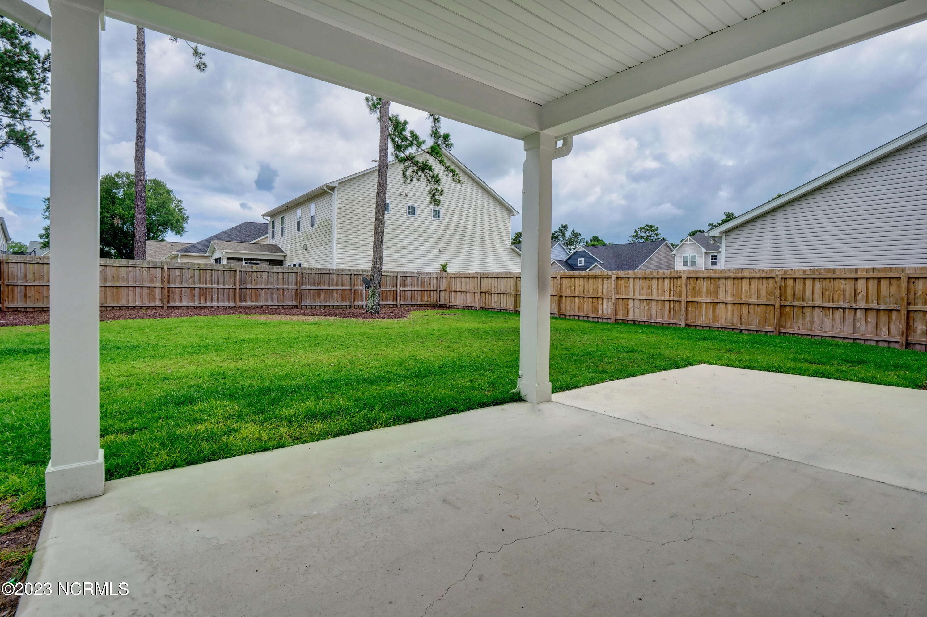 51 Chickadee Way Hampstead, NC 28443 - Photo 32 of 34 P1488878_79_80_81_82