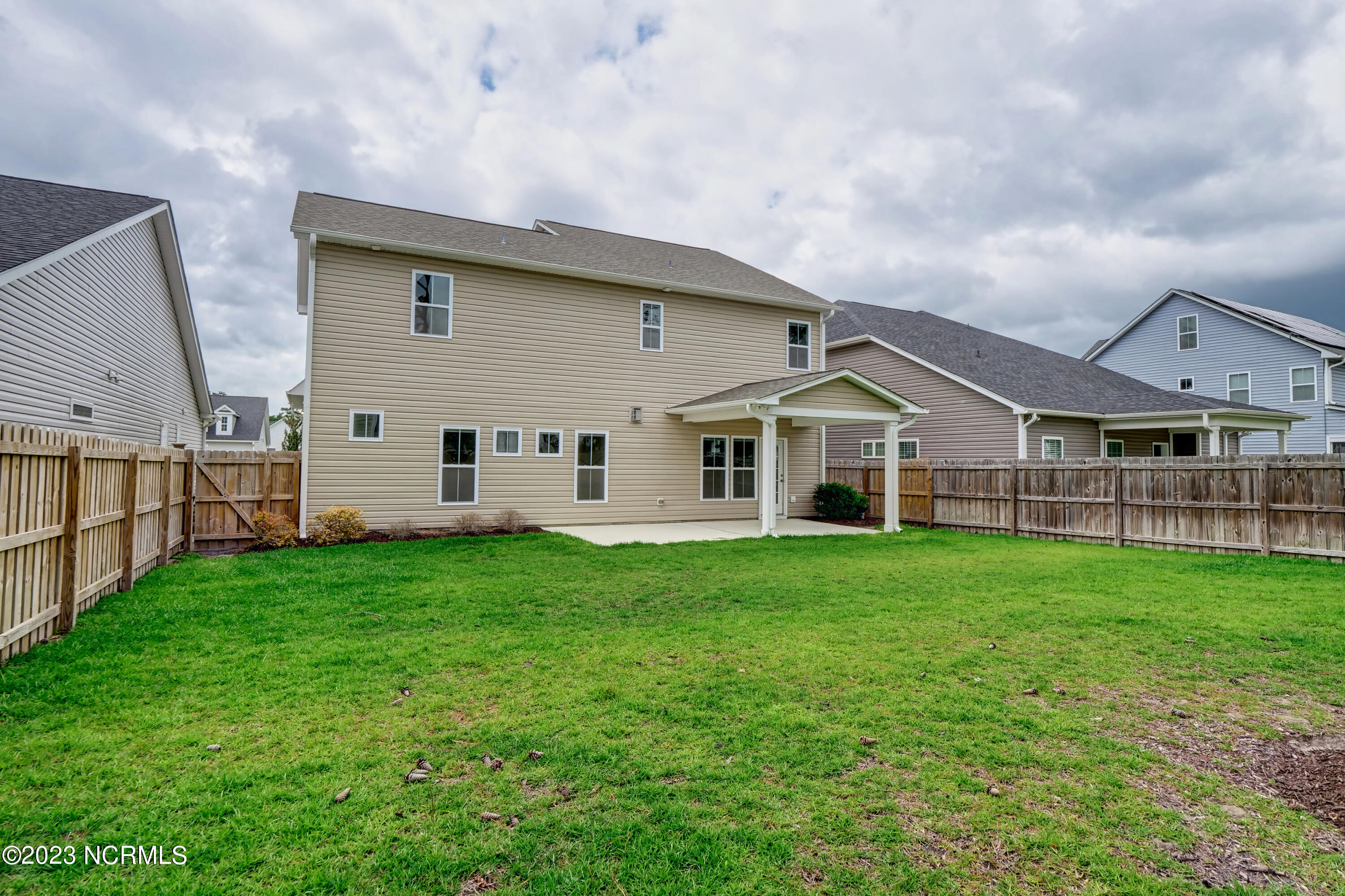 51 Chickadee Way Hampstead, NC 28443 - Photo 34 of 34 P1488893_4_5_6_7
