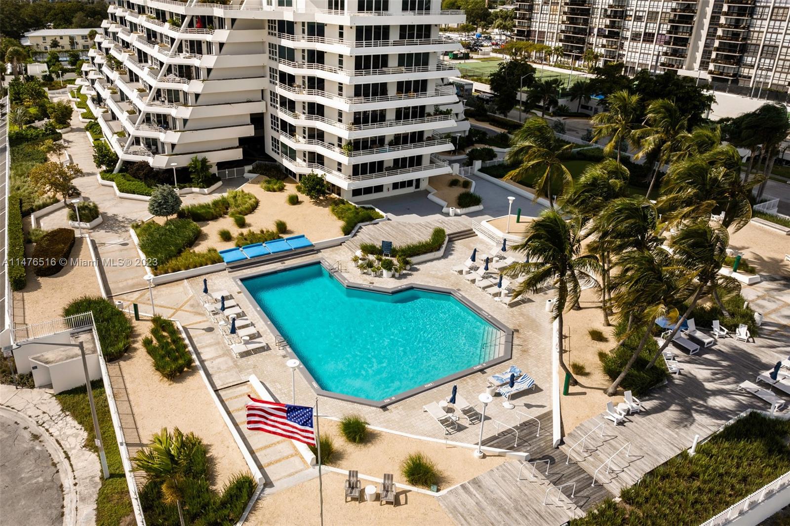 555 Northeast 34th Street, Unit PH5 Miami, FL 33137 - Photo 23 of 29