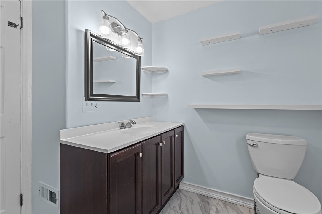 22 Phillips Avenue Warwick, RI 02888 - Photo 29 of 38