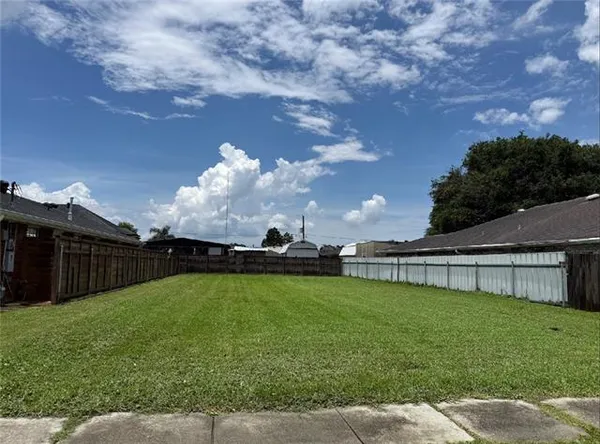 $35,000 | 3312 Charles Court, Chalmette, LA 70043
