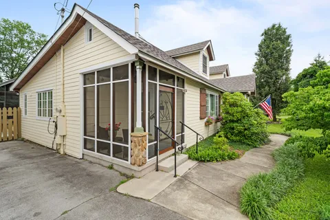 $474,900 | 105 Wilson Street, Cowan, TN 37318