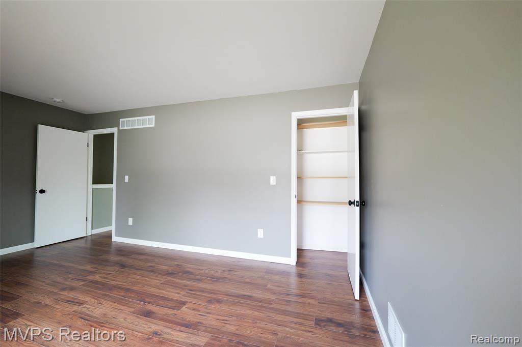 804 Oak Brook Ridge Drive, Unit 149 Rochester, MI 48307 - Photo 22 of 31