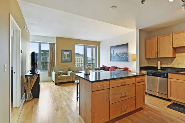 $249,900 | 929 Portland Avenue, Unit 1203, Minneapolis, MN 55404