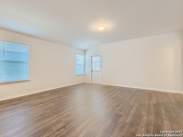 1725 Rocky Rise San Antonio, TX 78245 - Photo 5 of 32