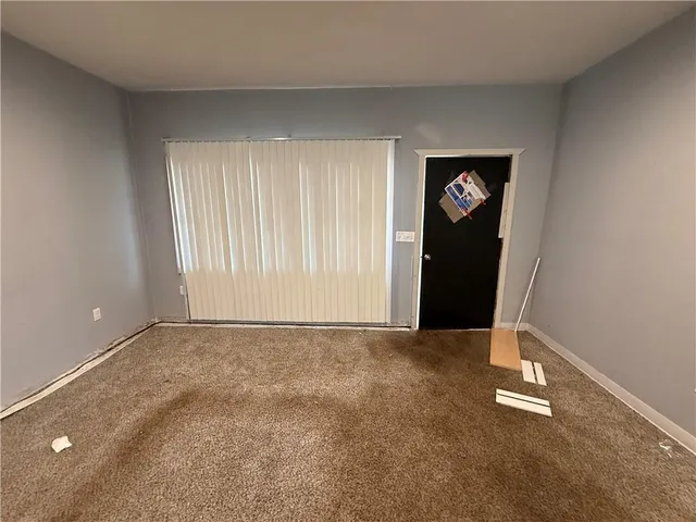 $74,900 | 739 Kiowa Street, Leavenworth, KS 66048